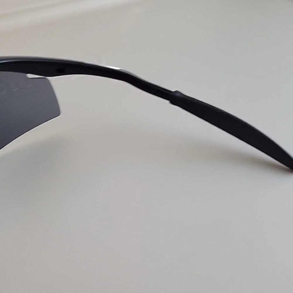 OAKLEY M Frame Sunglasses Sport Shield Wrap Cycling Baseball Black Lens USA